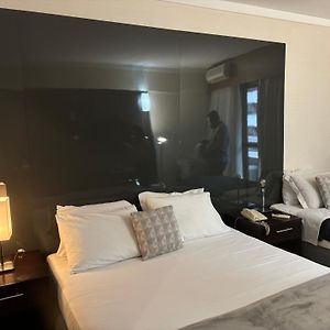 Triple Room Bath